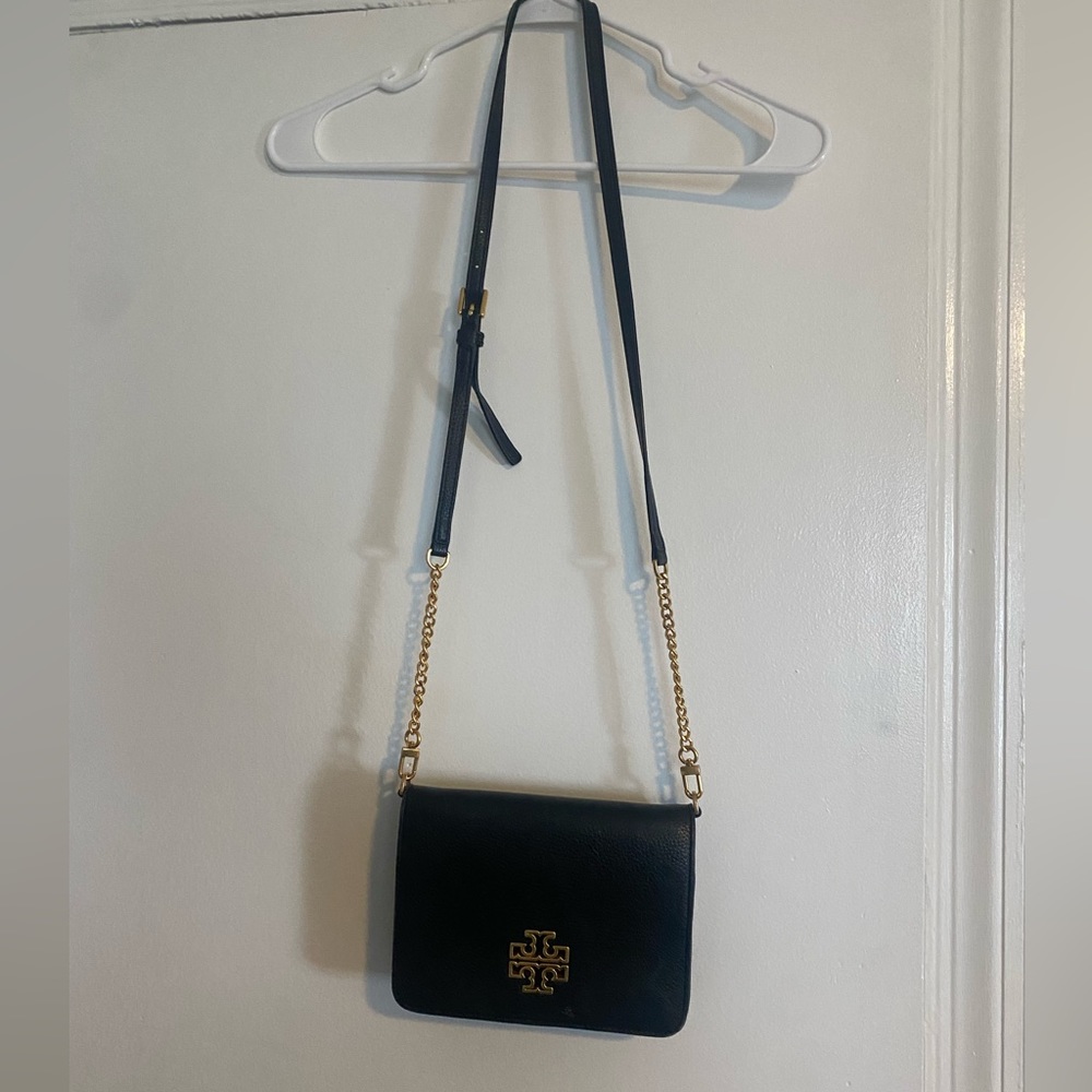 Tory Burch Britten Chain Wallet